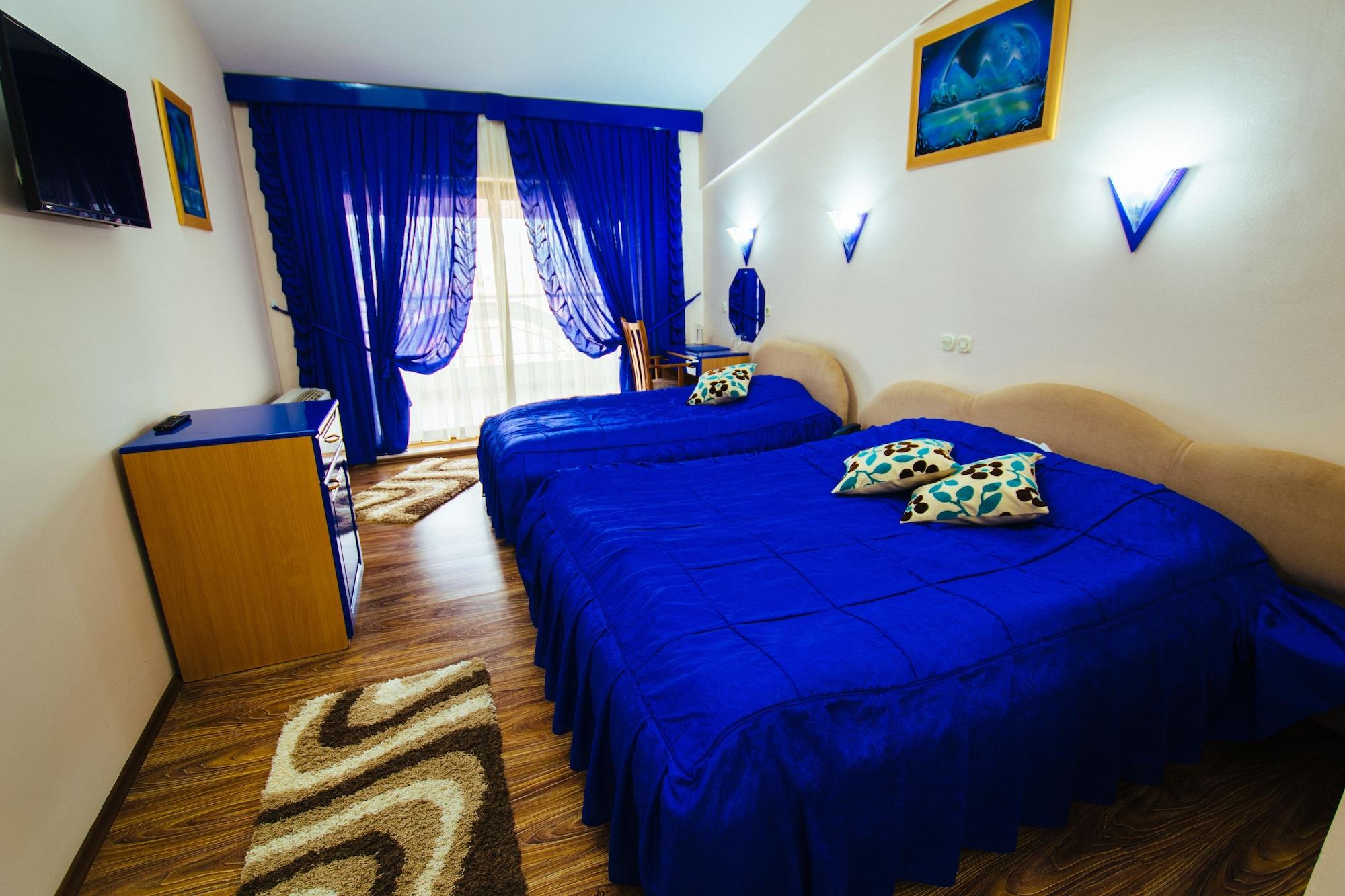 פרילפ Hotel Kristal Palas מראה חיצוני תמונה