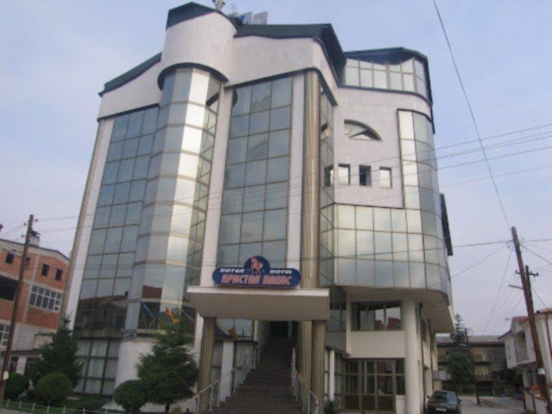 פרילפ Hotel Kristal Palas מראה חיצוני תמונה
